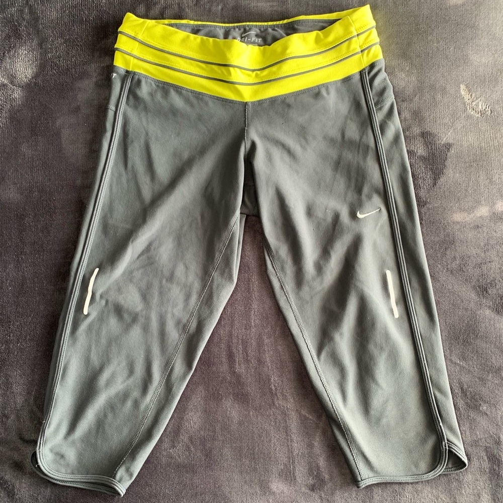 Nike Dri-Fit Running Cropped Athletic Leggings